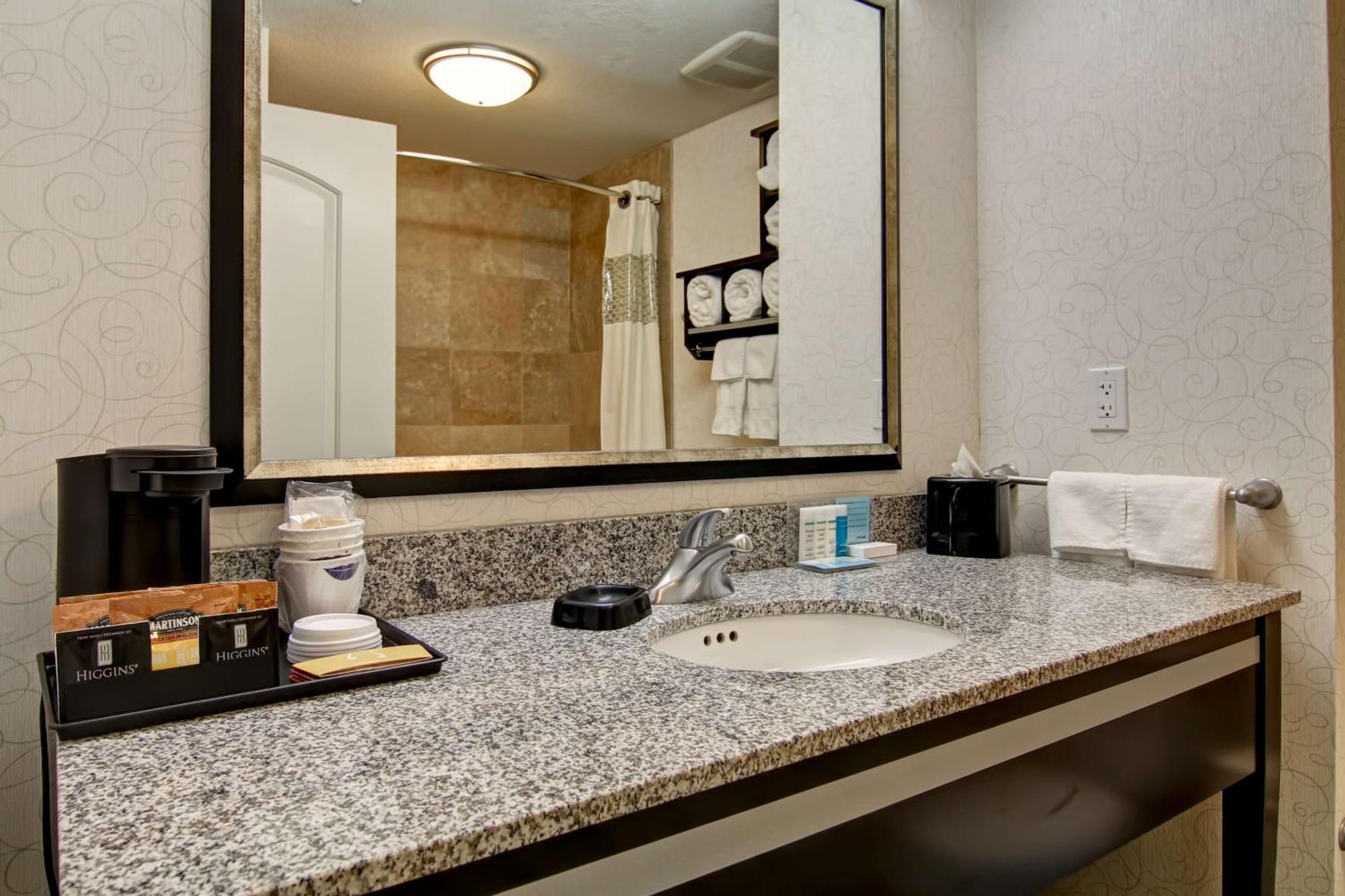 Hampton Inn & Suites Red Deer Penhold Eksteriør bilde